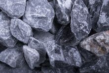 Nero Quarzit Steinschlag gebrochen 32-56 mm