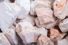 Rosa Corallo Steinschlag gebrochen 40-80 mm