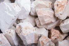 Rosa Corallo Steinschlag gebrochen 40-80 mm