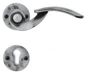 Lienbacher Rosettengarnitur Tilly Schmiedeisen thermotropiert BB 8 mm schwarz verzinkt