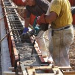 Makita Akku-Beton-Verdichter Li-Io ohne Akkus ohne Akkus und ohne Ladegerät DVR450Z