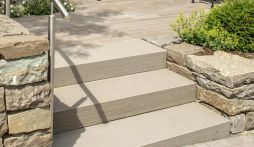 Metten Blockstufe Grauwacke Blockstufe geflammt Farbtend. Grau 100x35x15 cm