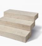 Seltra Blockstufe VANILLA ROMANA geschl. 15x35 cm Creme-Beige Naturstein