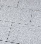 Seltra Terrassenplatte BRAVO geflammt Edelgrau Naturstein