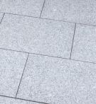 Seltra Terrassenplatte BRAVO+ geflammt Edelgrau Naturstein