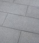 Seltra Terrassenplatte GALA geflammt, gebürstet Anthrazit Naturstein