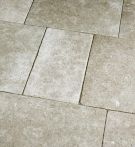 Seltra Terrassenplatte Via Antik Bräunlich-Grau Taupe Naturstein