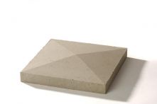 Weserwaben Pfeilerabdeckung Spitzdach Naturgrau glatt