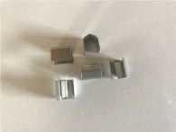 Edelstahlklemmen zur Befestigung der Streifen