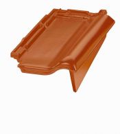 Alegra 12 Tegelen Ortgang rechts | Rot engobiert innenliegender Steg | Wienerberger